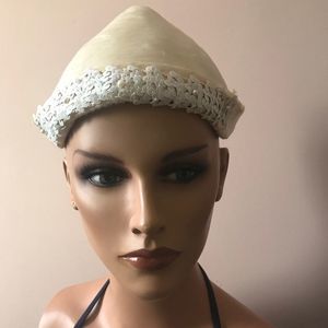 Vintage peaked cap hat fo-fur white with sequins.